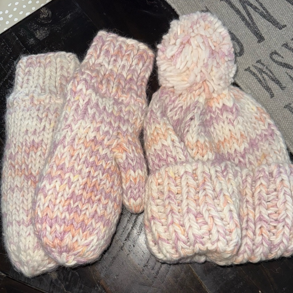 Mitts and toques bundle